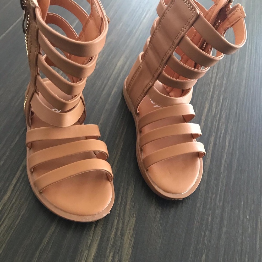 Sandals - Picture 2 of 4